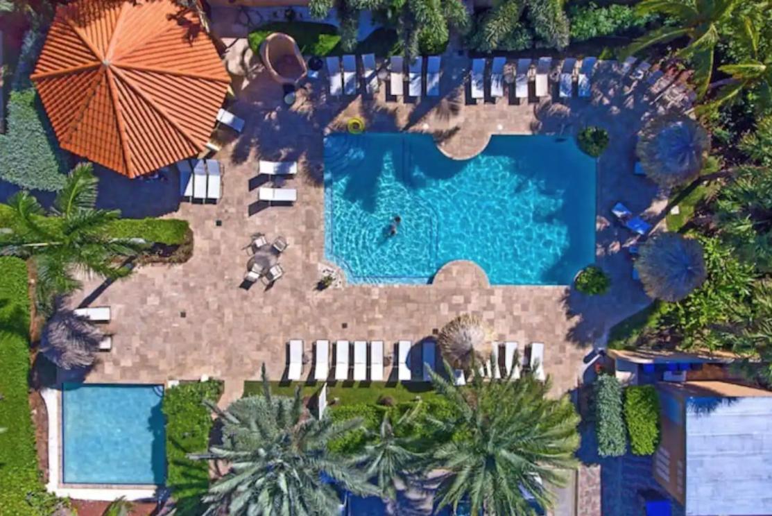 Diamante 231 B Luxury Condo In Gold Coast Ground Level 2 Bedrooms 2 Bath Palm Beach Exterior photo